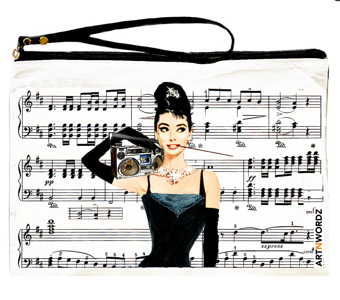 AUDREY'S BEATS MUSIC POUCH